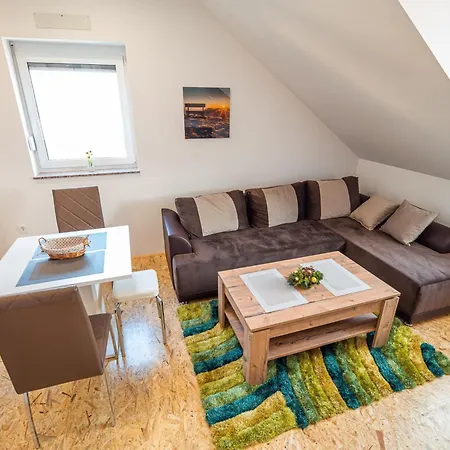 Modern And Vibrant Apartmán *